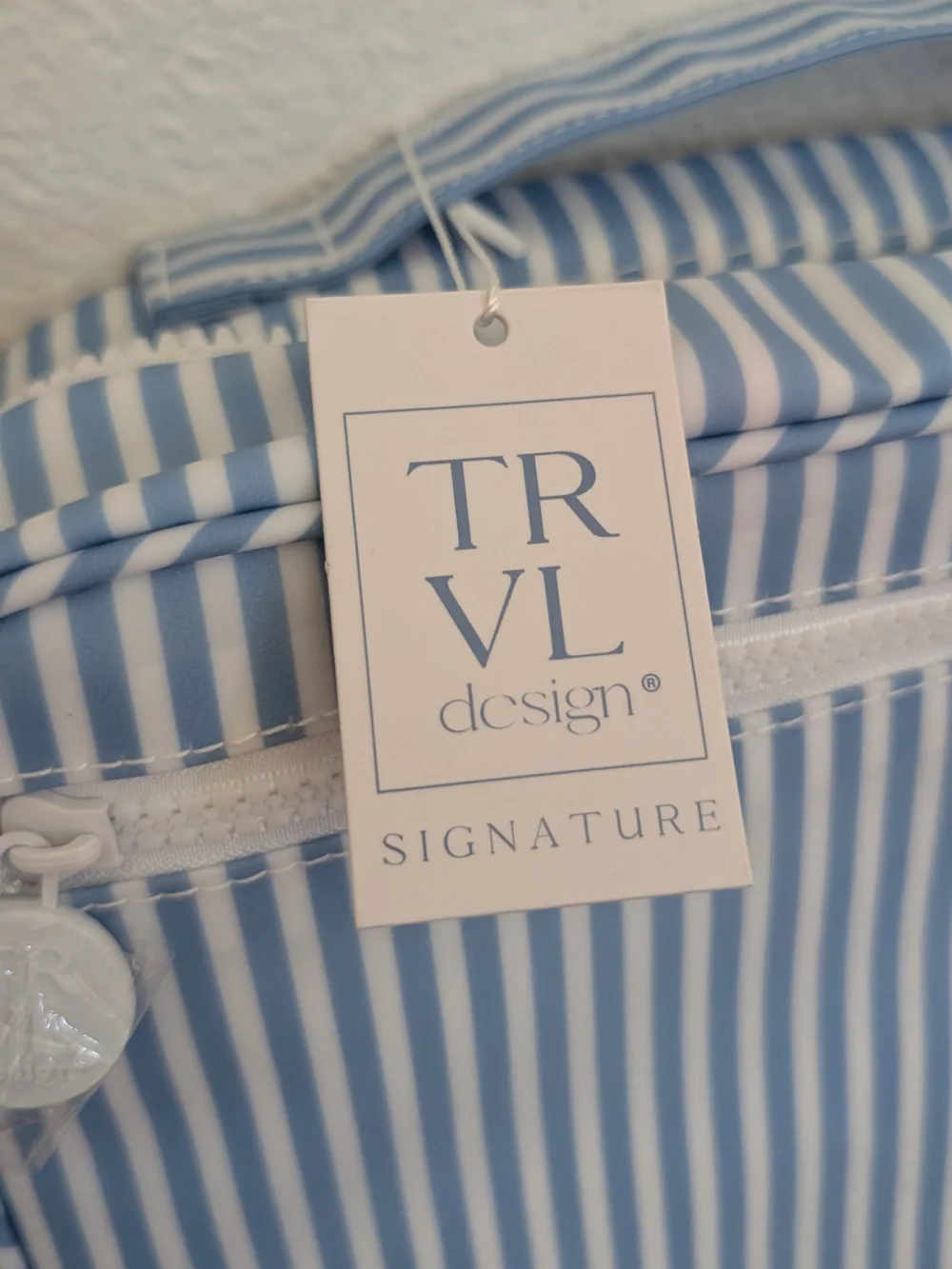 NWT TRVL Design Bundle Up Hanging Toiletry Bag - Pimlico Stripe